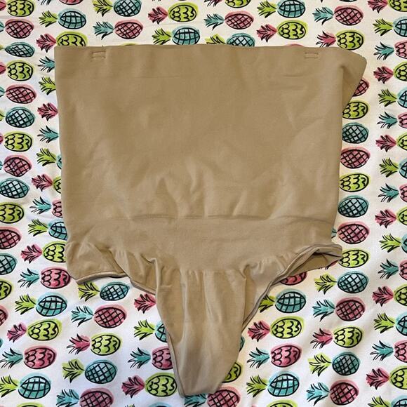 NWOB Skims Core Control High Waisted Thong 2X Clay‎ Slimming - Picture 1 of 4